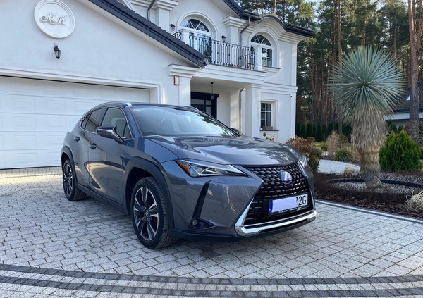 Lexus UX cena 123500 przebieg: 32000, rok produkcji 2021 z Szczekociny małe 781